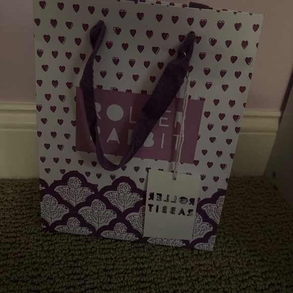 Roller Rabbit PJs and Bag - Picture 8 of 9